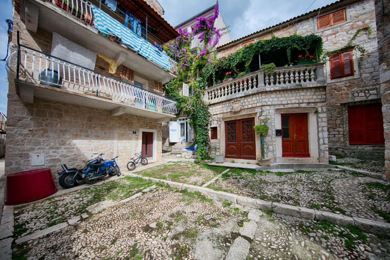 B&B Villa Vis Exteriér fotografie